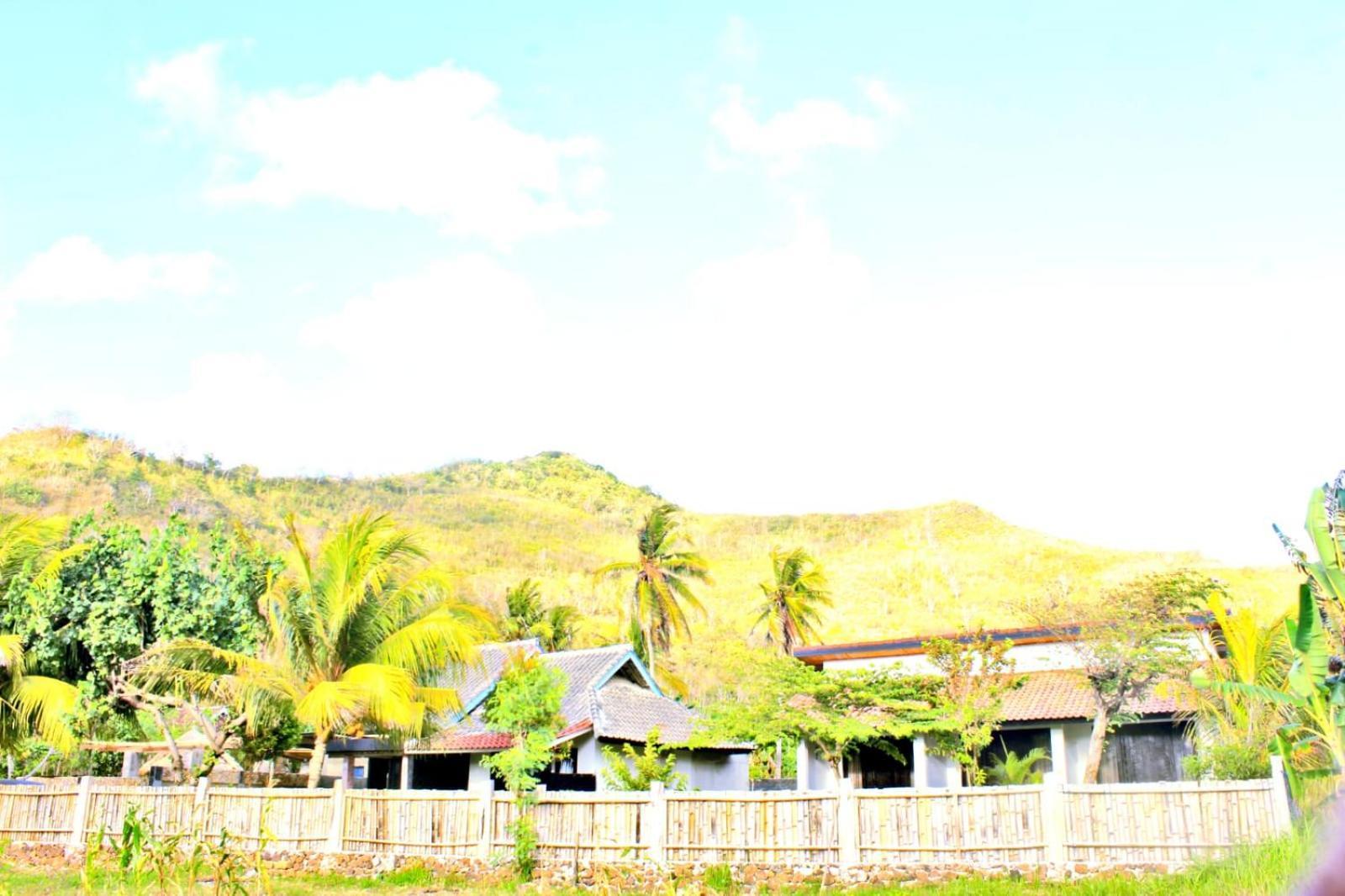 Barrel Homestay Areguling Kuta  Buitenkant foto